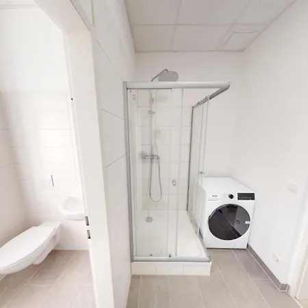 Apartment Frisch Renovierte Im Leipziger Osten *