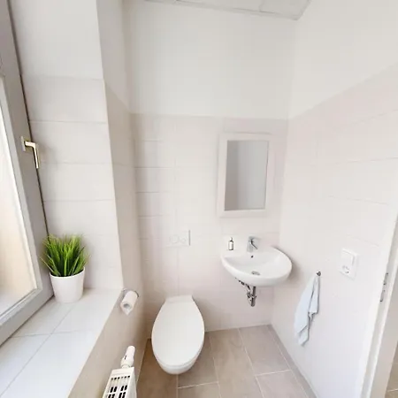 Apartment Frisch Renovierte Im Leipziger Osten *